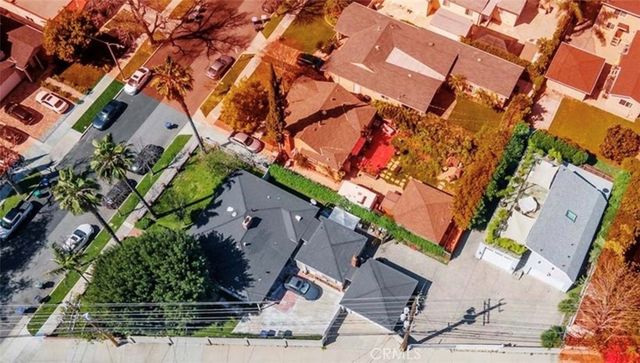 124 N Naomi, Burbank