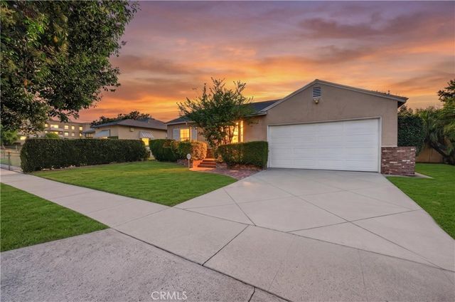 6724 De Celis Place, Lake Balboa