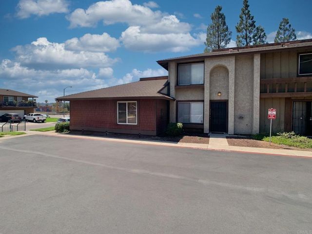 319 Sun Court, El Cajon