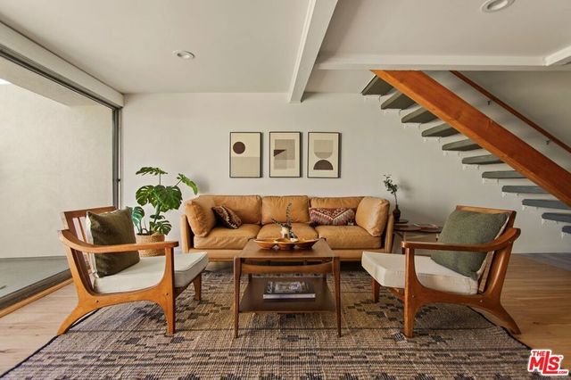 1701 Clinton Street # 321, Los Angeles