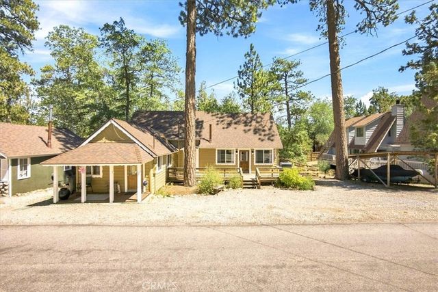 683 Sunset Lane, Sugarloaf