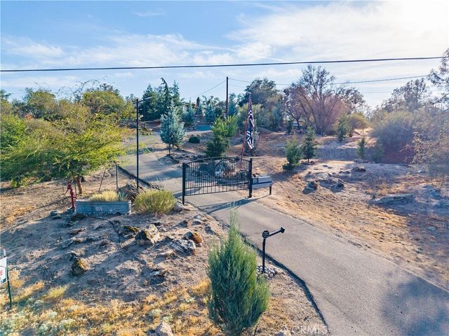 28960 Yosemite Springs, Coarsegold