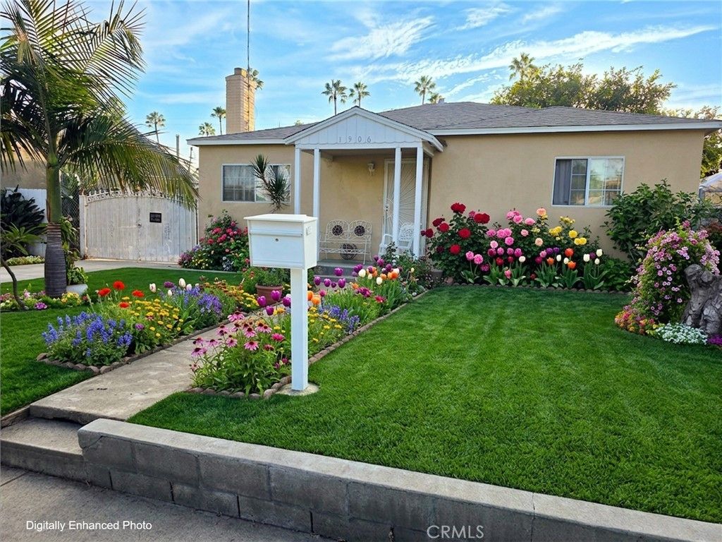 1906 S Broadway, Santa Ana