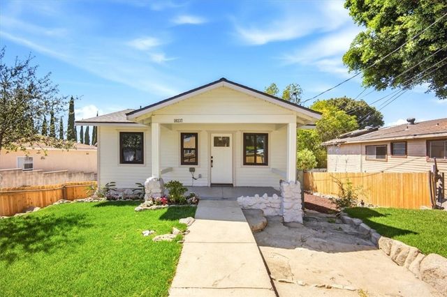10237 Silverton, Tujunga