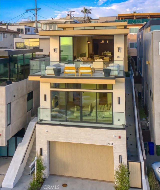 1404 Manhattan, Manhattan Beach