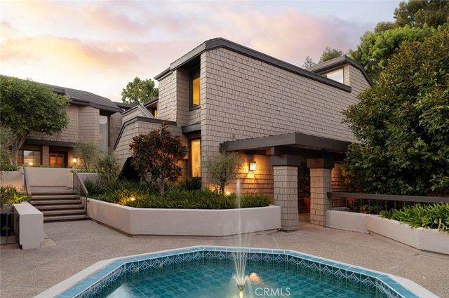 2 Canyon Island, Newport Beach