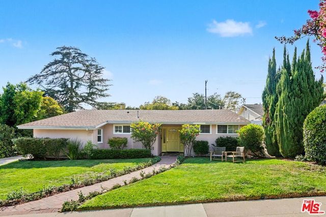 975 Pepperhill Road, Pasadena