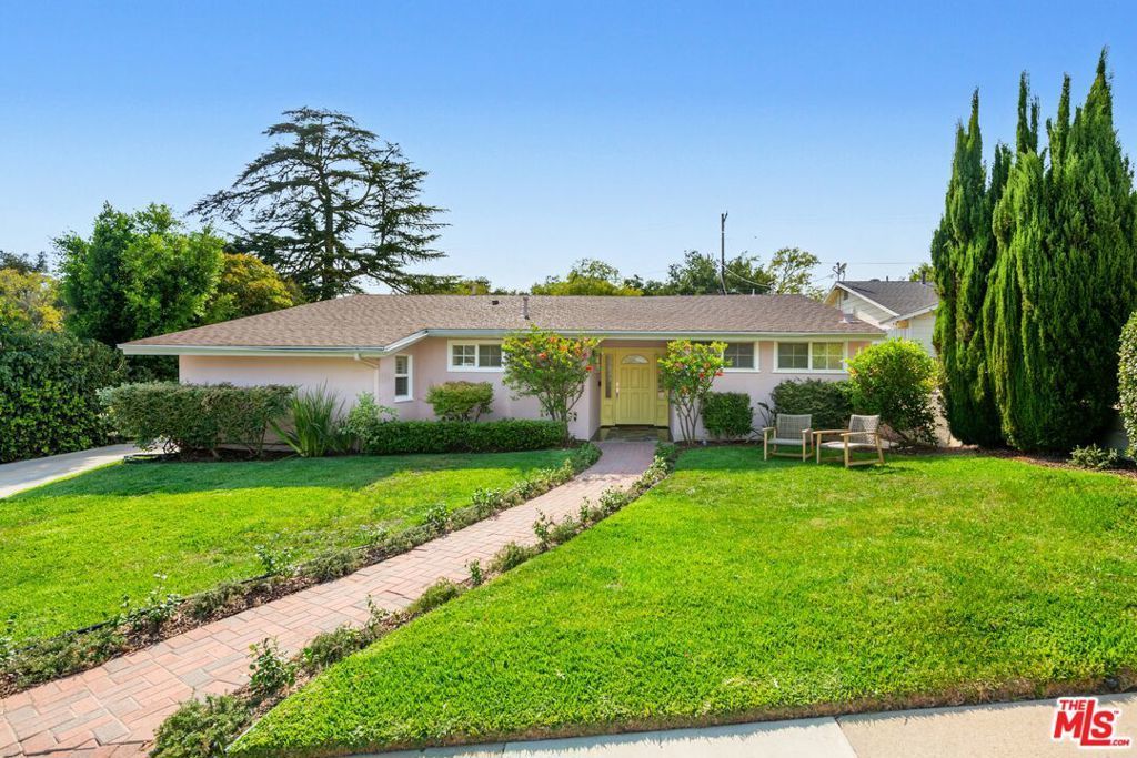 975 Pepperhill Road, Pasadena