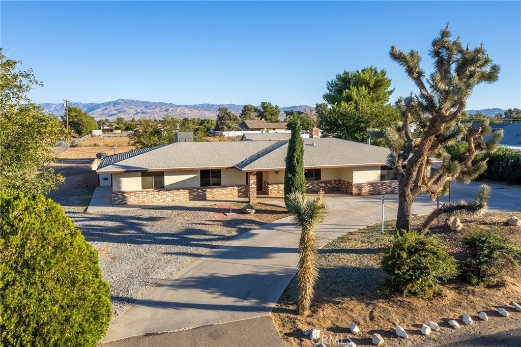 14805 Gayhead, Apple Valley