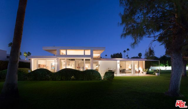2765 S Kings Road, Palm Springs