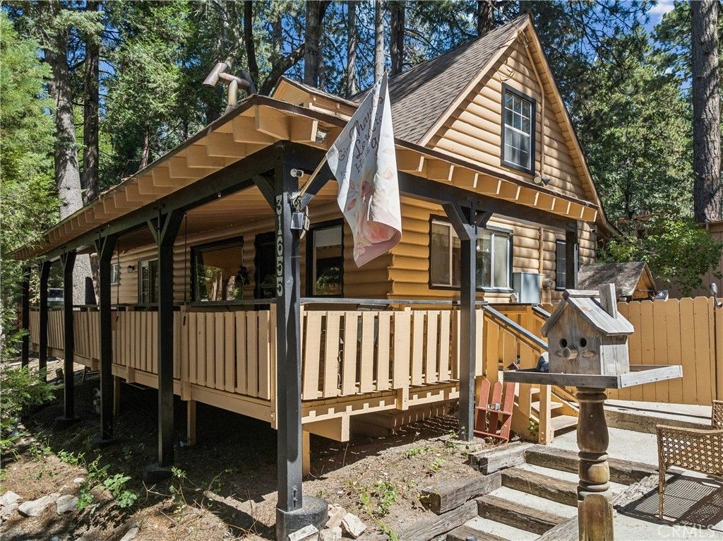 31655 Valley View, Running Springs