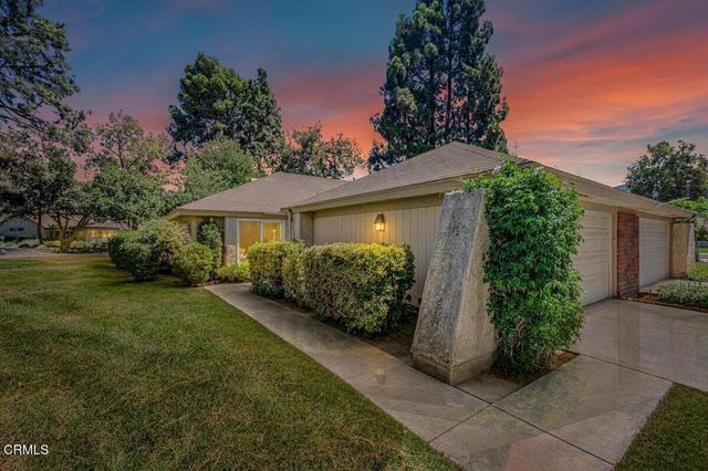 15229 Village 15, Camarillo