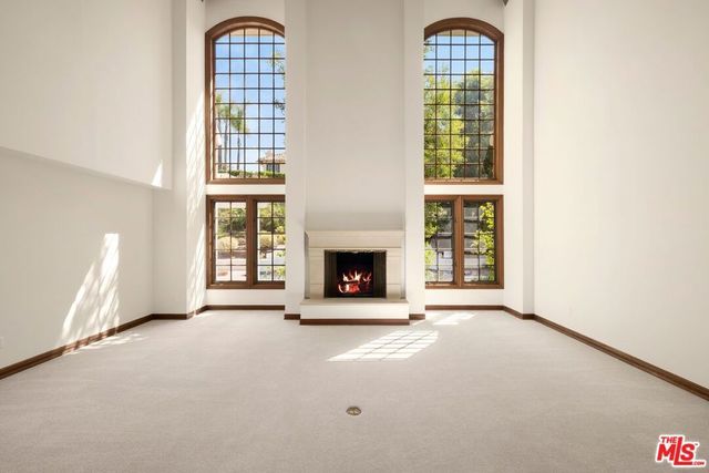 1330 Piedra Morada Drive, Los Angeles
