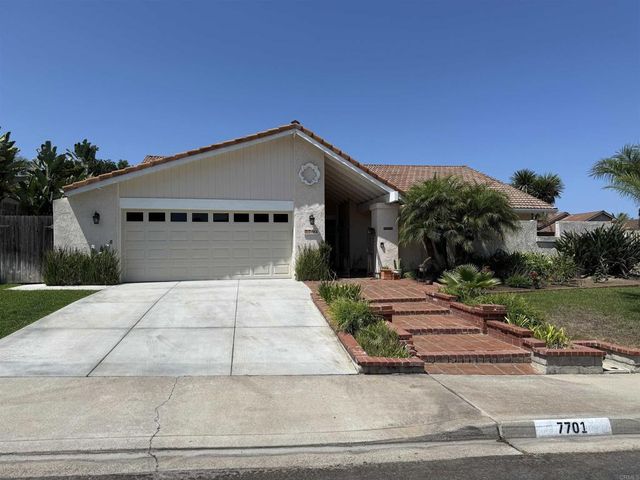 7701 Garboso Pl, Carlsbad