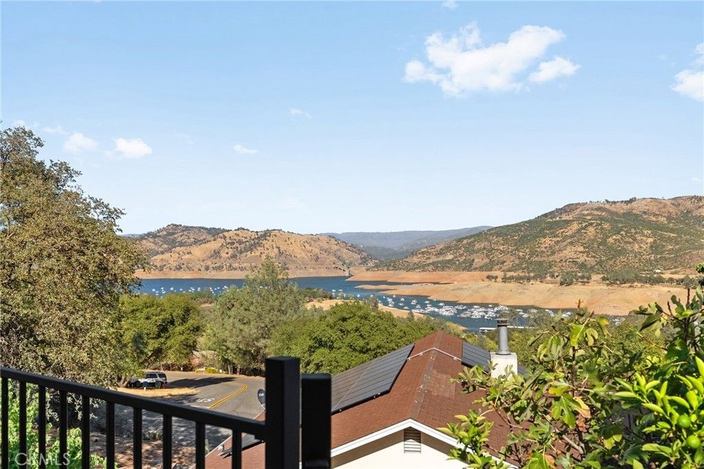 5360 Treasure Hill, Oroville