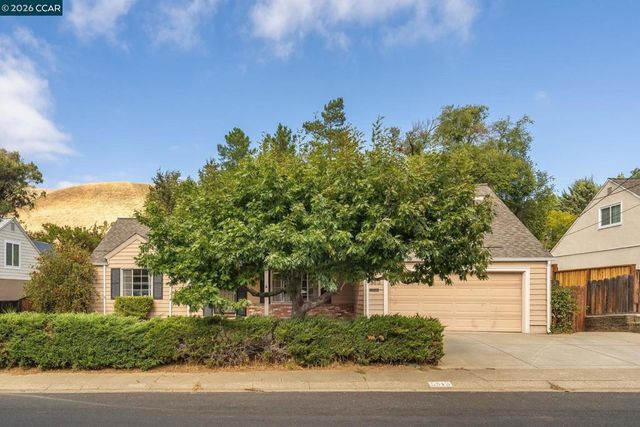 5613 Likins Ave, Martinez