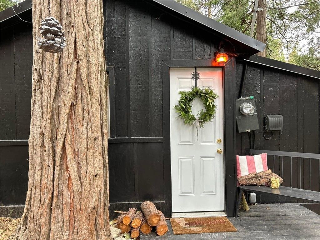 23786 Wildwood, Crestline