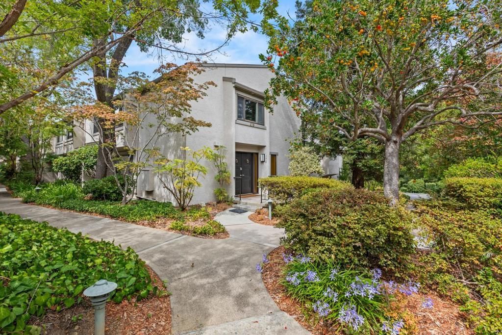 170 Sand Hill Circle, Menlo Park