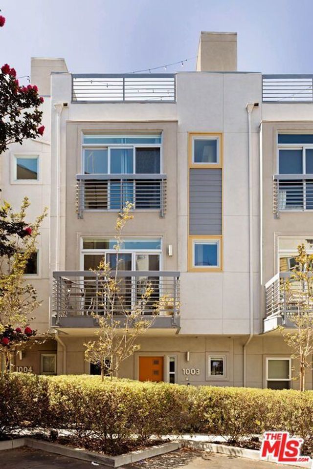 2753 Waverly Drive # 1003, Los Angeles
