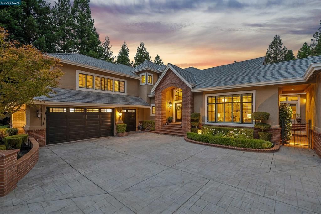 3357 Deer Hollow Dr, Danville
