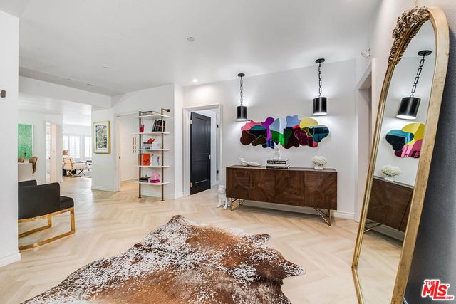 4310 Cahuenga Boulevard # 104, Toluca Lake