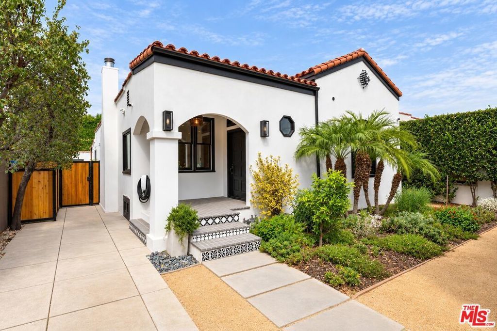 829 N Stanley Avenue, Los Angeles