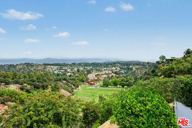 12544 The Vista, Los Angeles