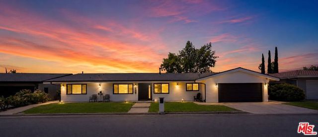 20326 Alerion Place, Los Angeles