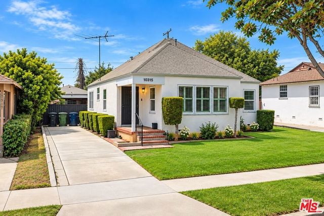 10513 Cimarron Street, Los Angeles