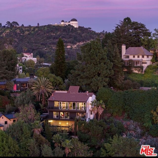 5690 Hill Oak Drive, Los Angeles