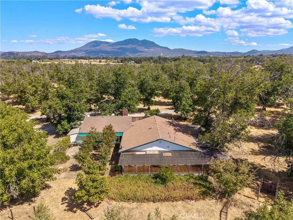 1860 Hummel Lane, Kelseyville