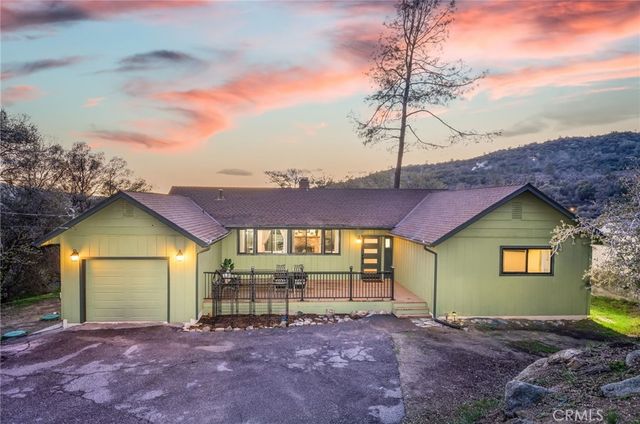 42442 Buckeye, Oakhurst