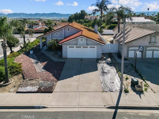 39769 Firethorn Court, Murrieta