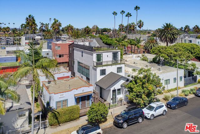 1317 Cabrillo Avenue, Los Angeles
