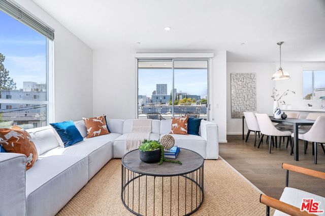 11764 Idaho Avenue # 301, Los Angeles