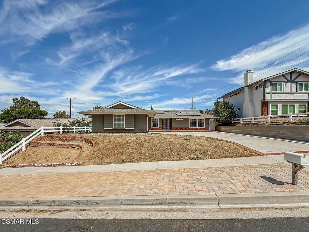22671 Barcotta Drive, Saugus