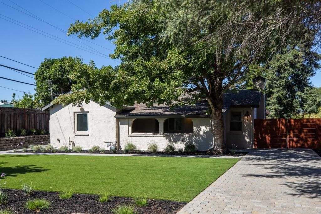 918 San Rafael Avenue, Mountain View