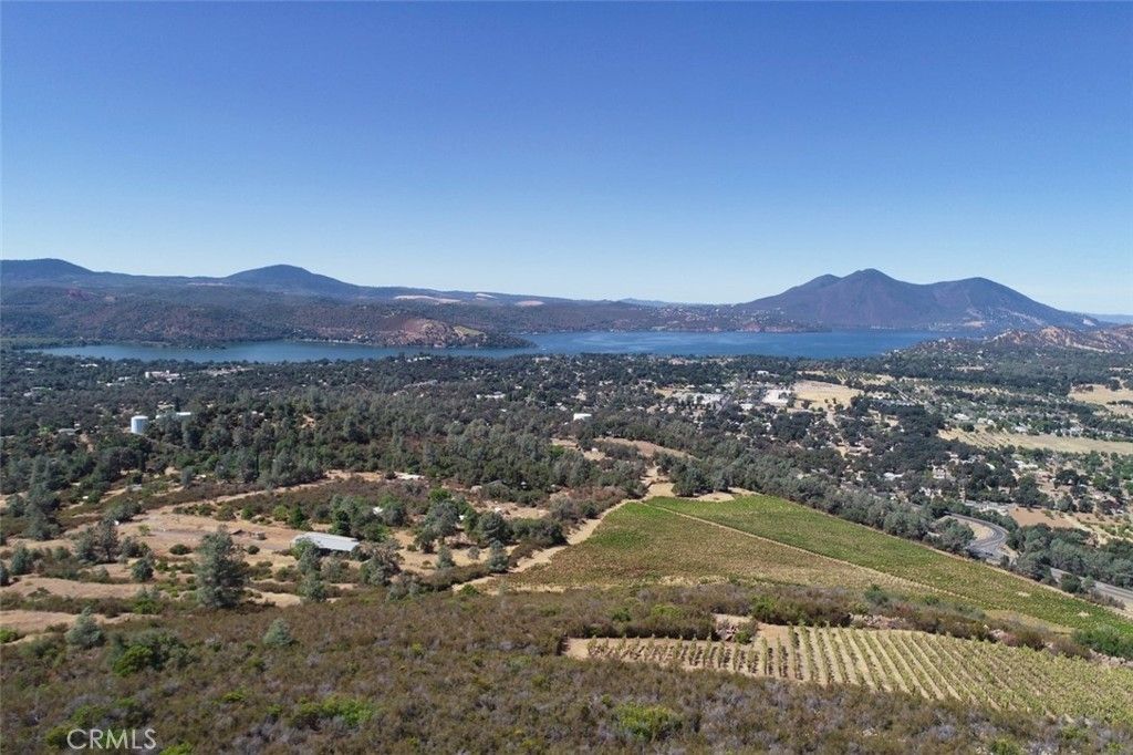 16010 Davis Ave, Clearlake
