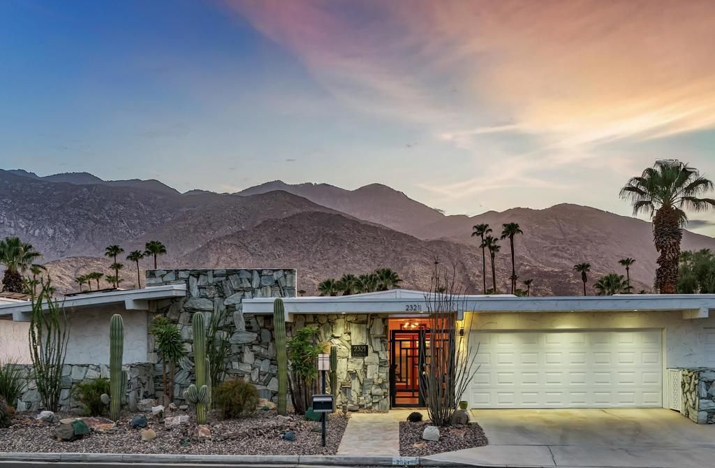 2321 S Madrona Drive, Palm Springs