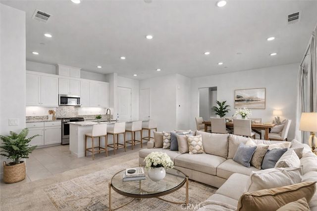 27410 Merlin Place # 305, Valencia