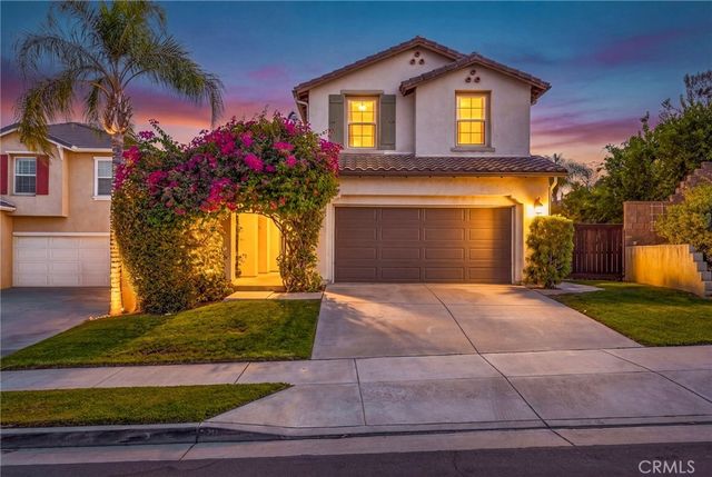 25004 Catkin Street, Corona