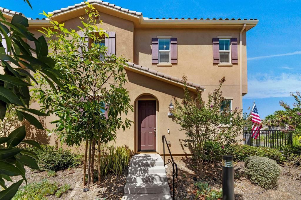 10529 Graphite Street, Spring Valley