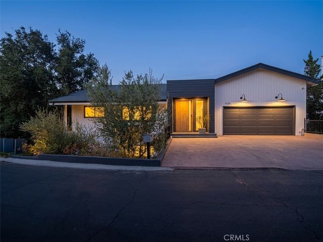 4234 Alhama Drive, Woodland Hills