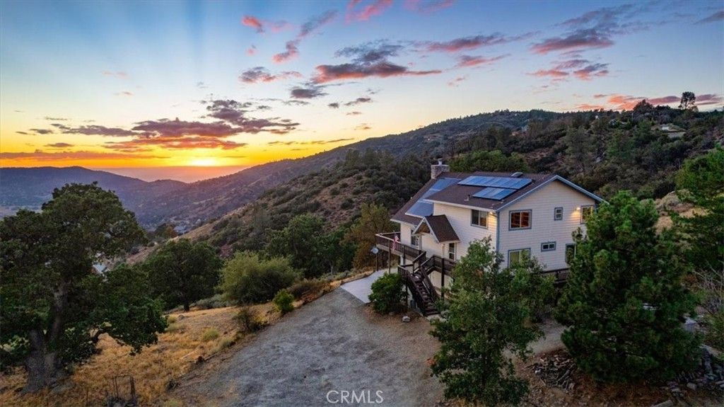 24145 Jacaranda Drive, Tehachapi