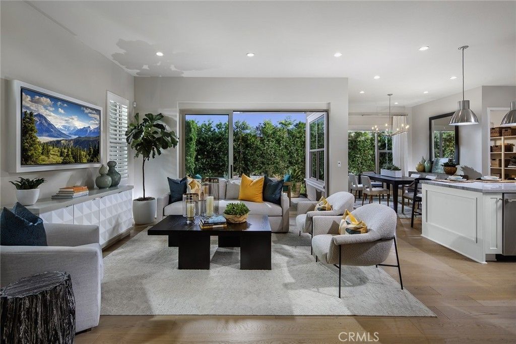 121 Campion, Irvine