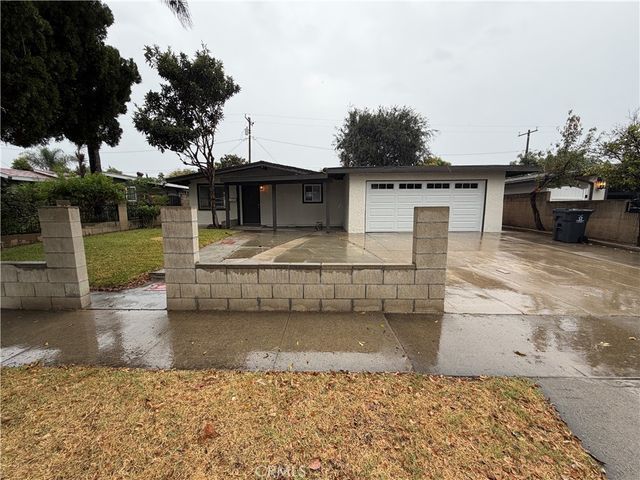 1251 Kilson Drive, Santa Ana