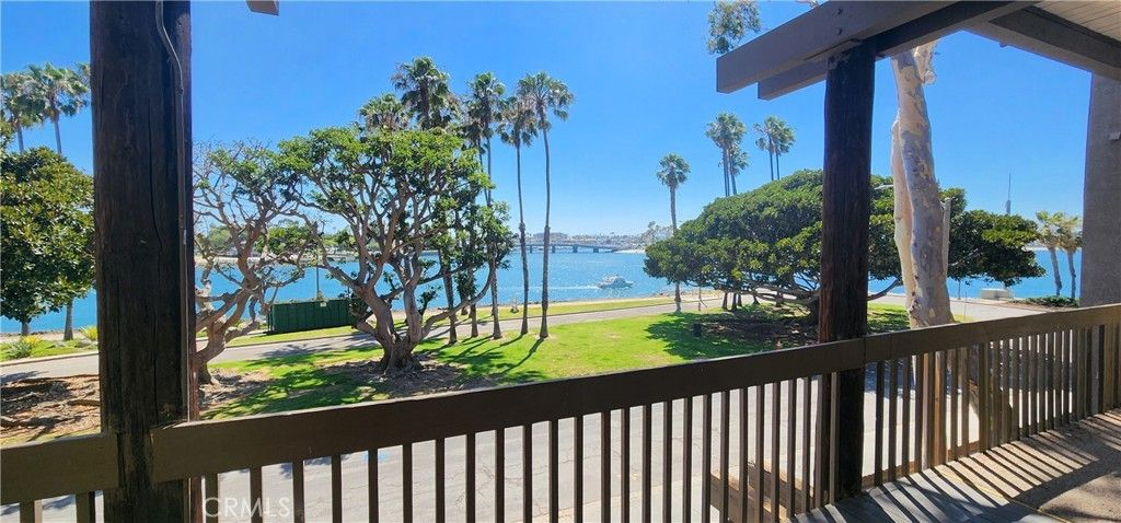 5216 Marina Pacifica S, Long Beach