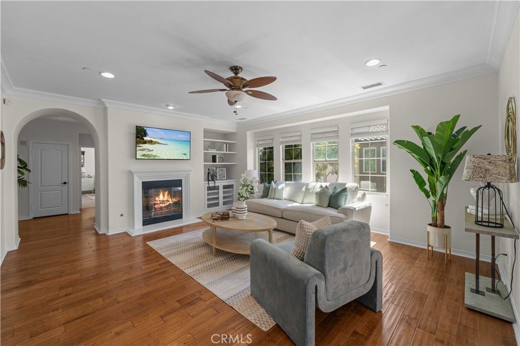 102 Mission, Irvine