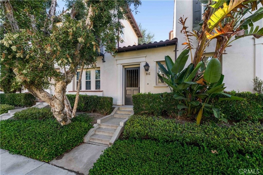 102 Mission, Irvine