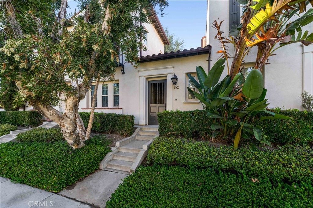 102 Mission, Irvine